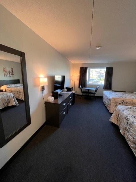 וויניפג Kirkfield Motor Hotel מראה חיצוני תמונה